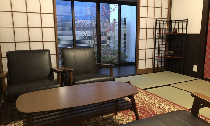 Hida Takayama Onsen Ski Chalet | Taisho Aburaya