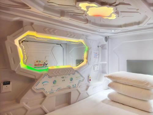 Jianyang Hotel | Take A Nap Hotel