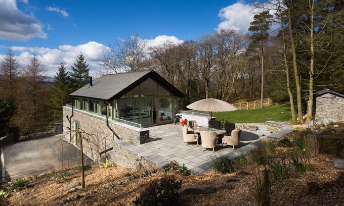 Windermere House | TALL TREES, pet friendly, with open fire in Bowness-On-Windermere