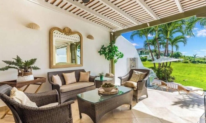 Sunset Crest Villa | Tamarind Villa - Sugar Hill