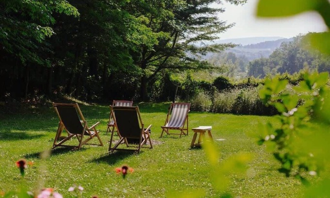 Pine Plains House | Tanner Farmhouse - Rural Cozy Escape