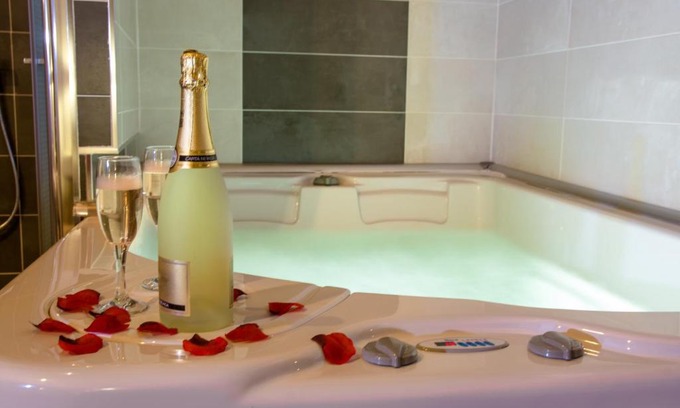 Lancharejo House | Tantra Love