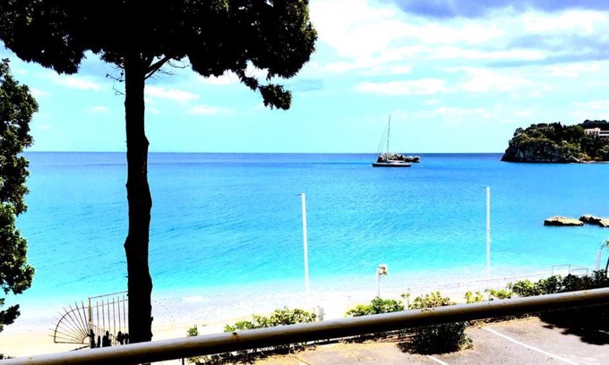 Spisone Apartment | Taormina, casa mediterranea sul mare. Isola Bella.