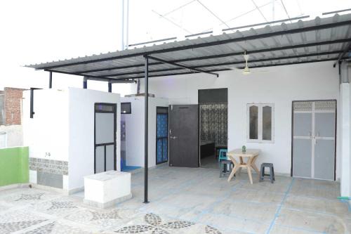 Khed Brahma Hotel | Tara Home Stay