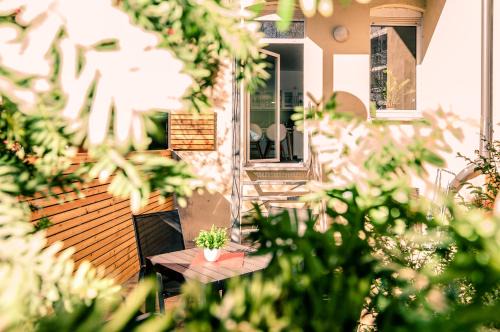 Ortslage Trotha Apartment | Tarata Wohnung
