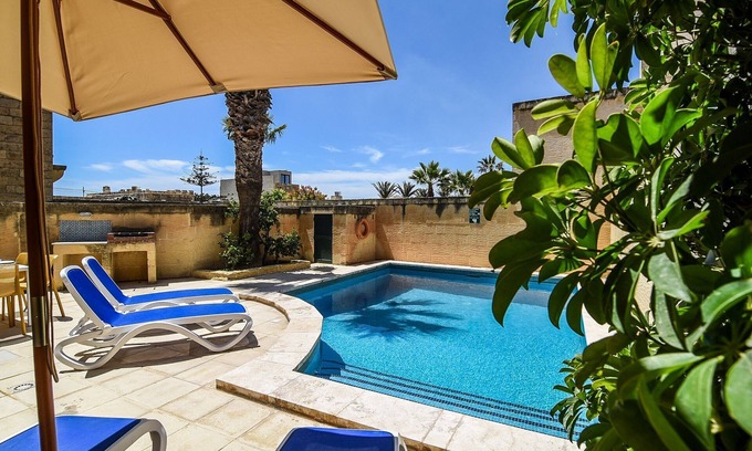 Ta' Għammar House | Tas Soru - Farmhouse full of character with A/C and pool