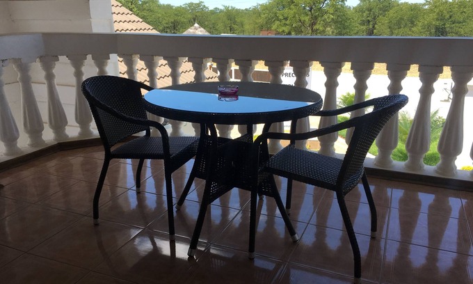 Tutume Hotel | Tashatha Hotel