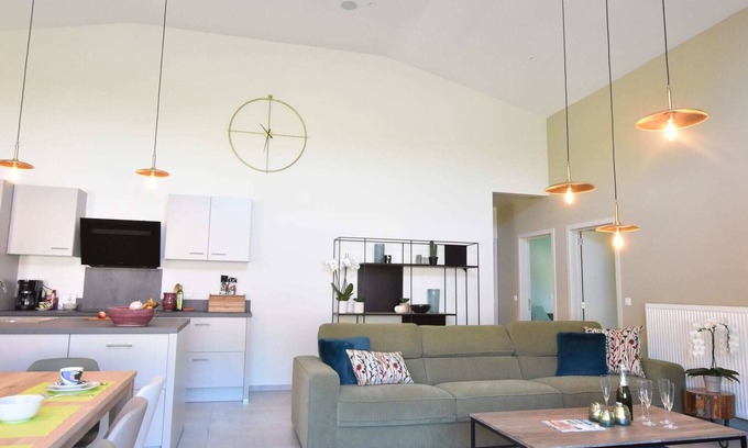 Damme House | Tasteful holiday home in Sijsele-Brugge with garden