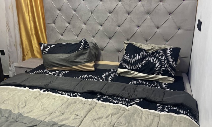 Mushin Apartment | Tastefully Furnished 2 bedroom apartment in Thomas estate, lekki Lagos