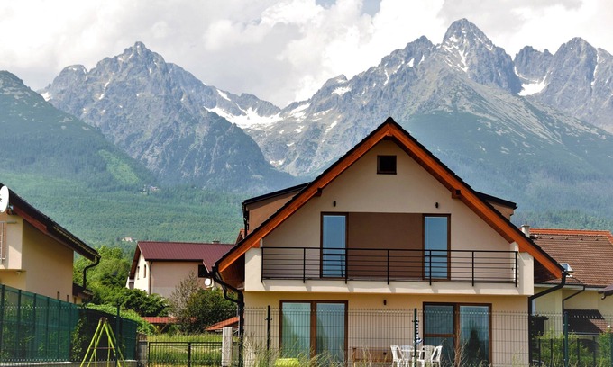 Nova Lesna House | Tatras Apartments 5 min from train station D