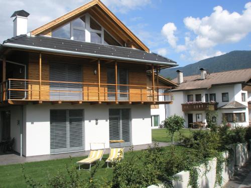 Naz Apartment | Tauberhof Apartments