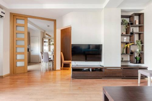 Saburtalo Apartment | Tbilisi Nest