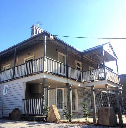 Healesville House | Temora House