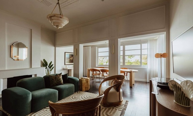 Glenelg South Apartment | Tender is the Stay - Luxury designer 2BR Glenelg