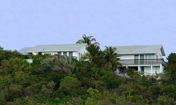 Stella Maris Villa | Tennis Villa 2 on Top of Breezy Hill
