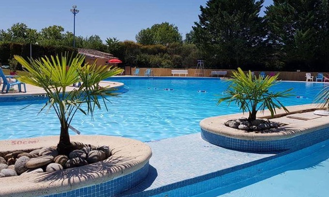 Montpezat-de-Quercy Other | Tent ∙ 2 bedrooms ∙ 5 guests