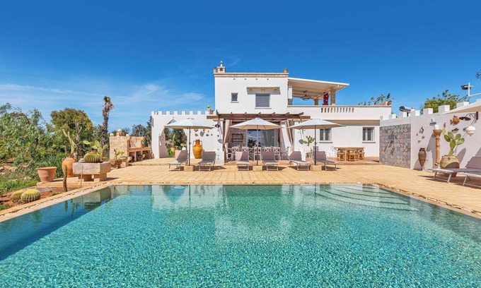 Taurisano Villa | Tenuta La Cornola by BarbarHouse