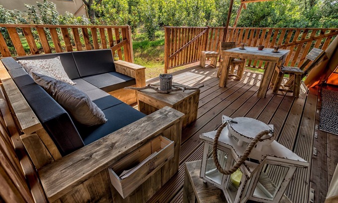 Piombino RV Rental | Tenuta Poggio Rosso Glamping