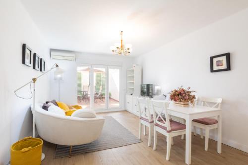 Arrancapins Apartment | Terrace Lux Apartment