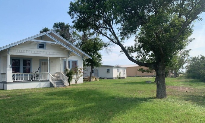 Amistad National Recreational Area House | Texas Lodge