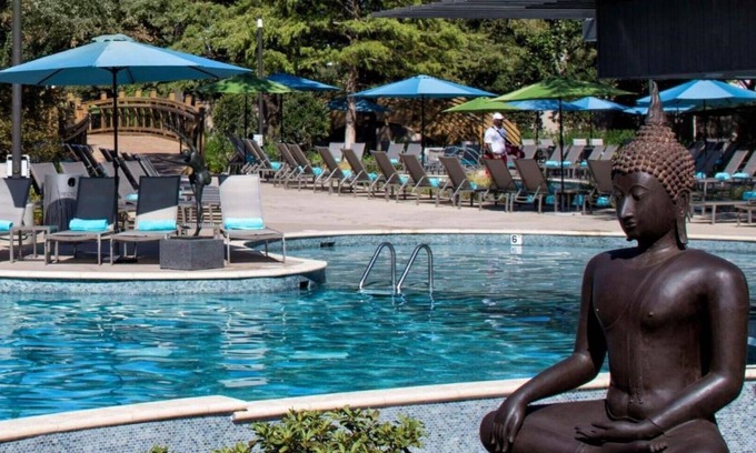 Dallas Design District House | Texas-sized event space meets resort pool fun in Dallas