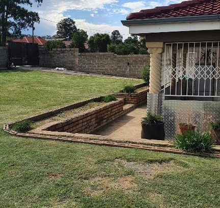 Okhahlamba House | Thanda