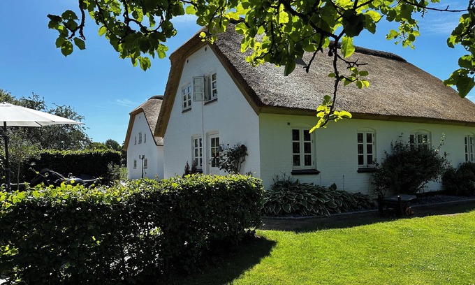 Lystrup House | Thatched country escape close to Aarhus