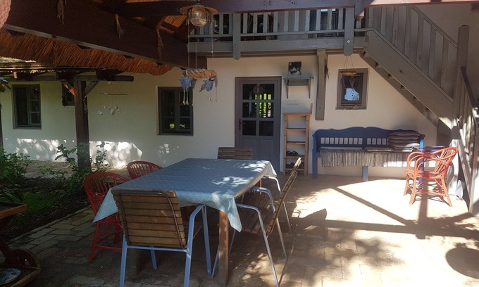 Gyenesdias House | Thatched house at Lake Balaton (5 min. away)