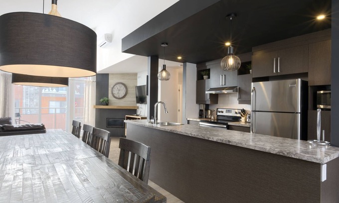 Stoneham Ski Chalet | The 29 - Chalet In Stoneham