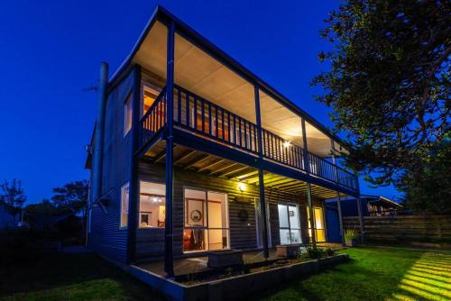 Port Campbell House | The Albatross