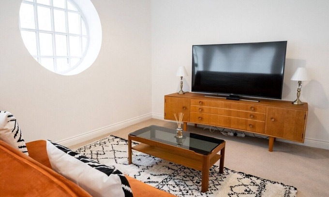 Sheffield City Centre Apartment | The Amazing Triplex - City Centre - Free Parking