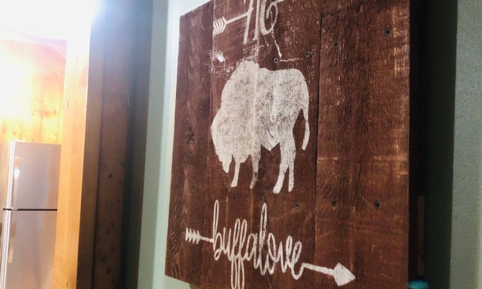 Tonawanda House | The Anchor Inn on the Canal