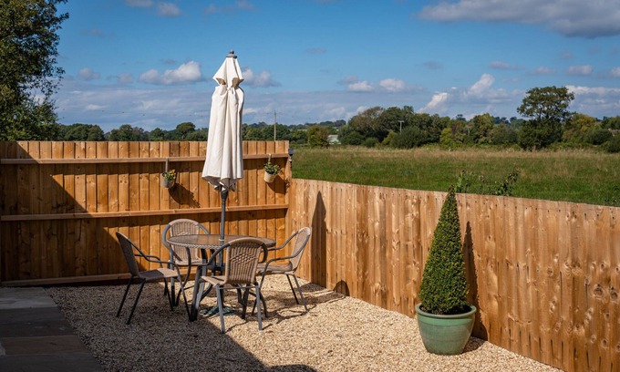 Wedmore Cottage | The Annexe at Rosebud Cottage