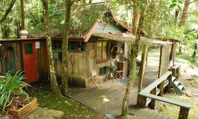 Brunkerville Cabin | The Old Brush Studio Cabin
