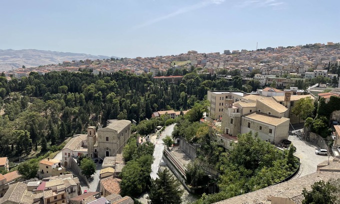 Cammarata Apartment | The Balcony on the Sicans