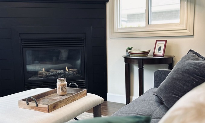 Port Perry Apartment | The Balsam Retreat