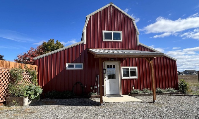Post Falls House | The Barn: Quiet, private, close to town, hot tub & spacious views.