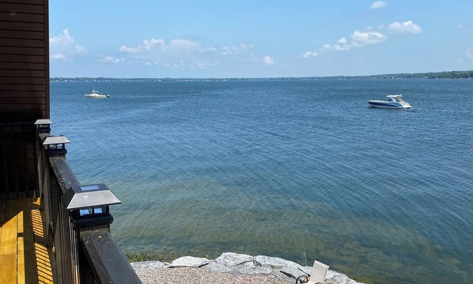 Dexter House | The Bayview, a lakehouse with 270 degree view of Guffin Bay and Adams Cove.