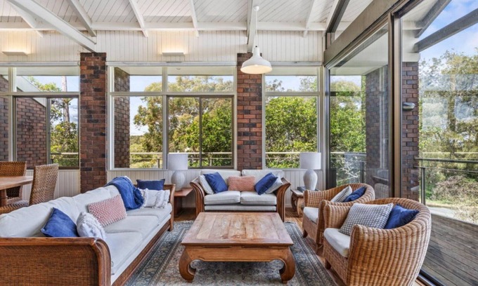 Hawks Nest House | The Beach House - Winda Woppa