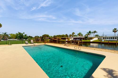 Venetian Way House | The Beach Nest