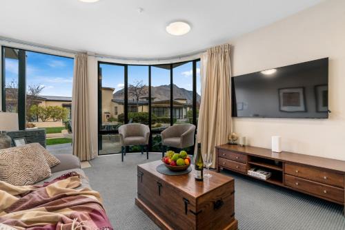 Queenstown Apartment | The Beacon - 2 Bedroom Town Center Apartment
