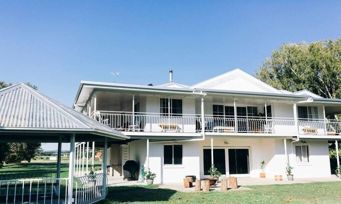 Tumbulgum House | The Belle Riverhouse, Tumbulgum, Min Age