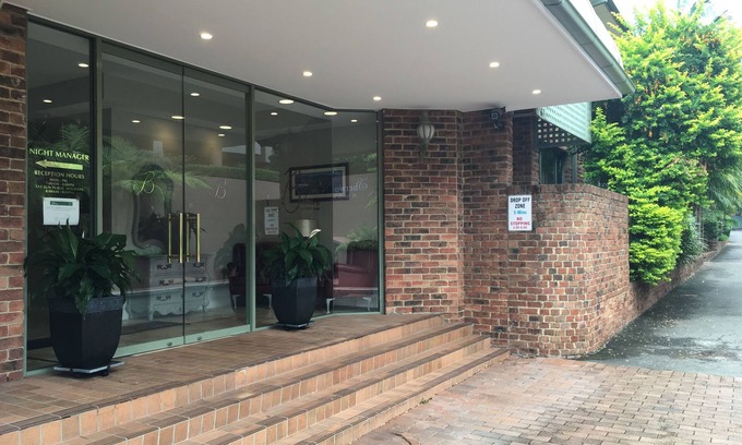 Wollongong CBD Hotel | The Belmore Apartments Hotel