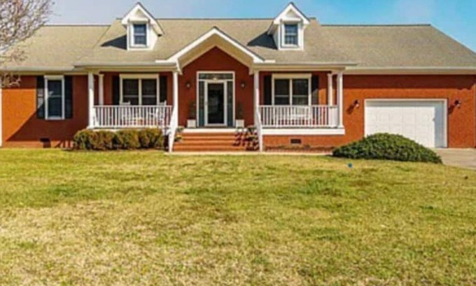 Marshallberg House | The Berg Life