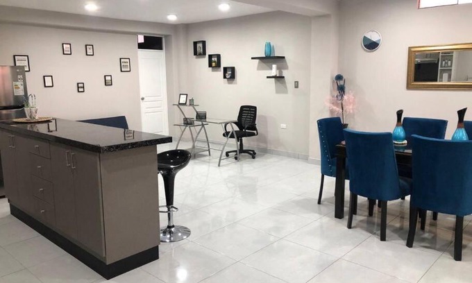 Chimbote Apartment | the big blue house #2