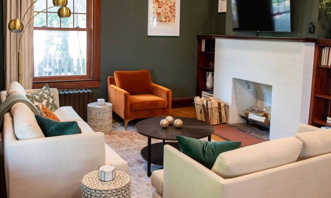 Whittier House | The Blais: Speakeasy Basement, 5 Mins To Downtown