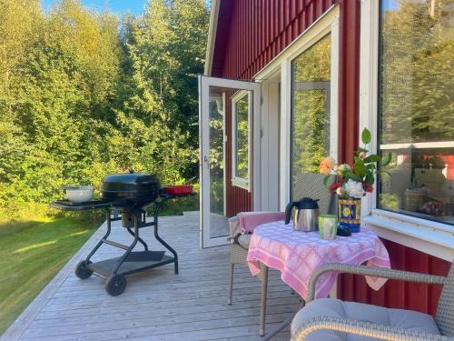 Stromstad O House | The Blomsholm Cabin - Recharge Your Electric Car