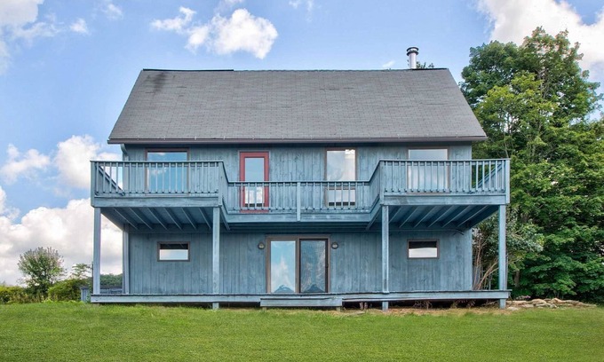 Pine Plains House | The Blue House - St. Peter Hill Summit