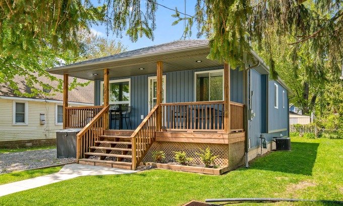 Crystal Beach House | The Blue Pearl