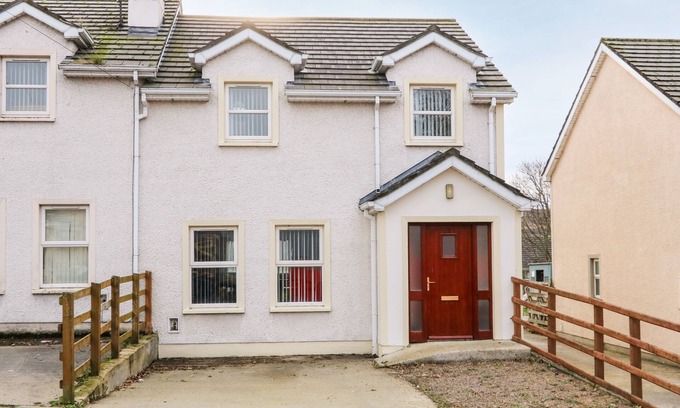 Gleneely House | THE BOWER, family friendly in Gleneely, County Donegal